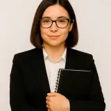 Елена Смирнова — автоюрист